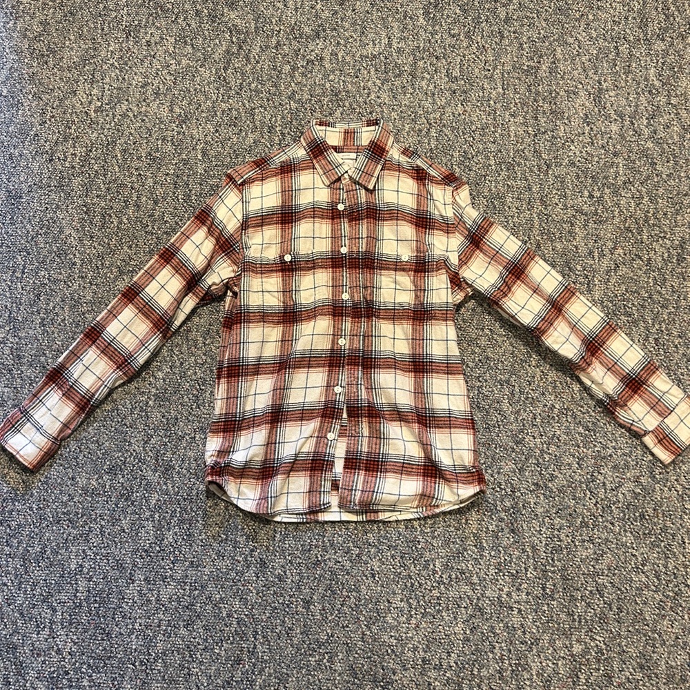 GAP Red and White Plaid Casual Button Down Shirt